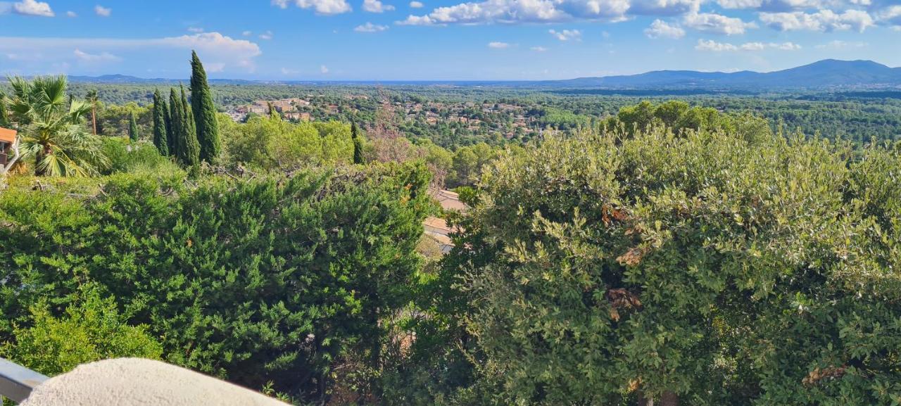 Corniche Du Paradis Roquebrune-sur-Argens Exterior photo